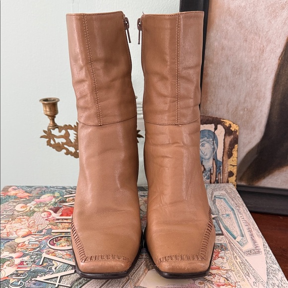 Girl Boss Vintage 90s Y2K Nickels Tan Leather Square Toe Chunky Heeled Boots - Picture 2 of 11